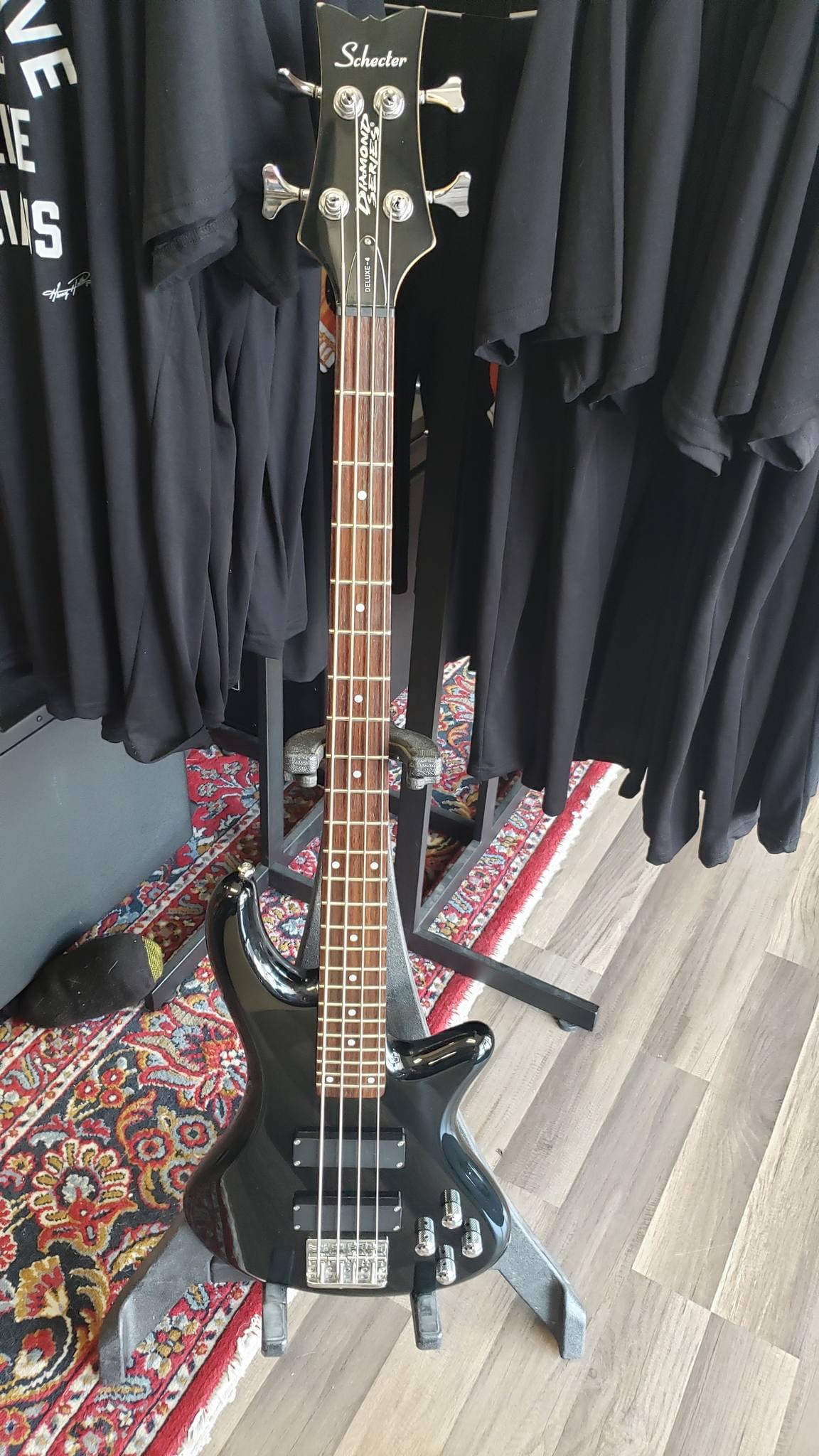 Schecter Diamond Series Deluxe 4 – Bass Pluckers