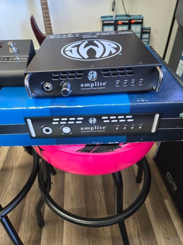 SWR Amplite power amp
