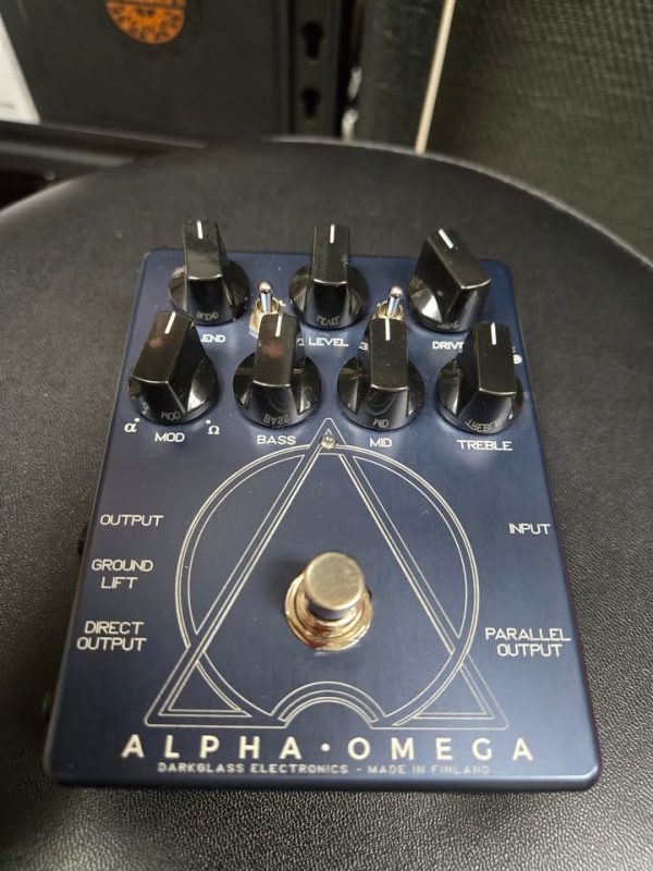 Darkglass Alpha Omega pedal