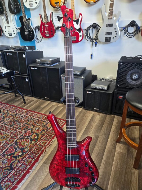 Mayones Comodous 4