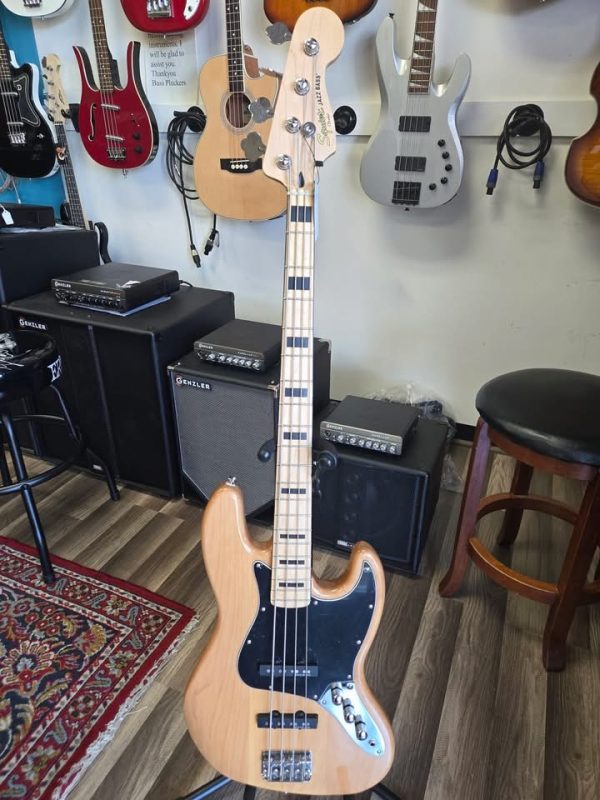 Squire Jazz 4