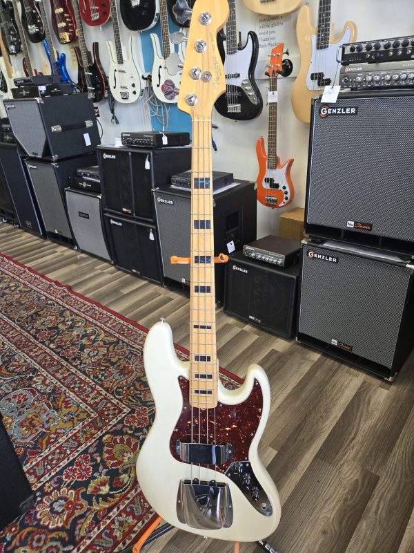 2009 USA Fender Corona Jazz 4