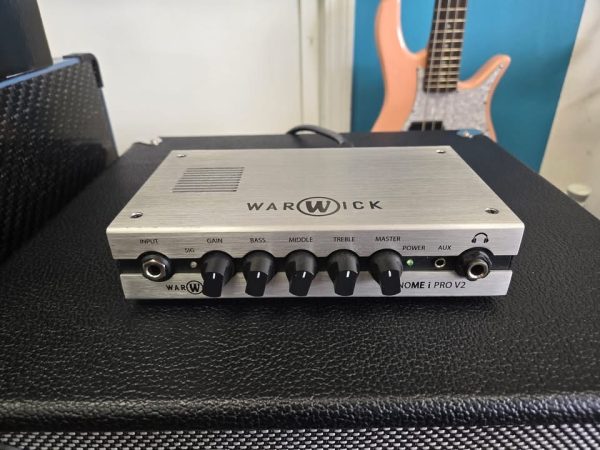 Warwick GNOME i Pro V2 w/ case