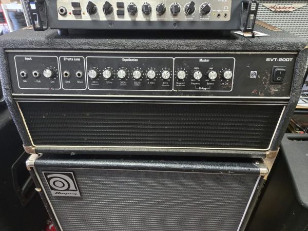 Ampeg SVT-200T