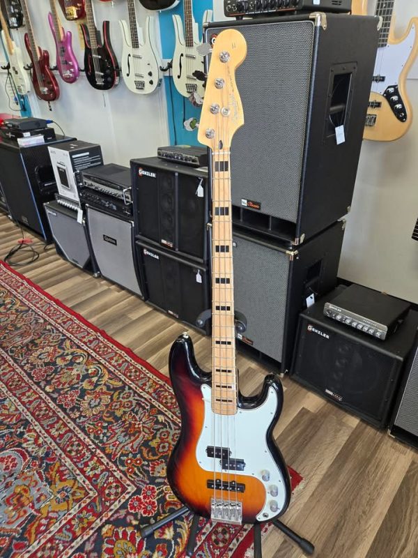 MIM Fender Precision Bass Special
