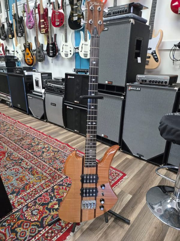 BC Rich Mockingbird