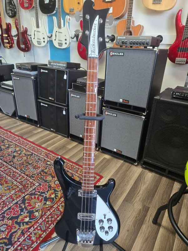Rickenbacker “John Paul Jones”